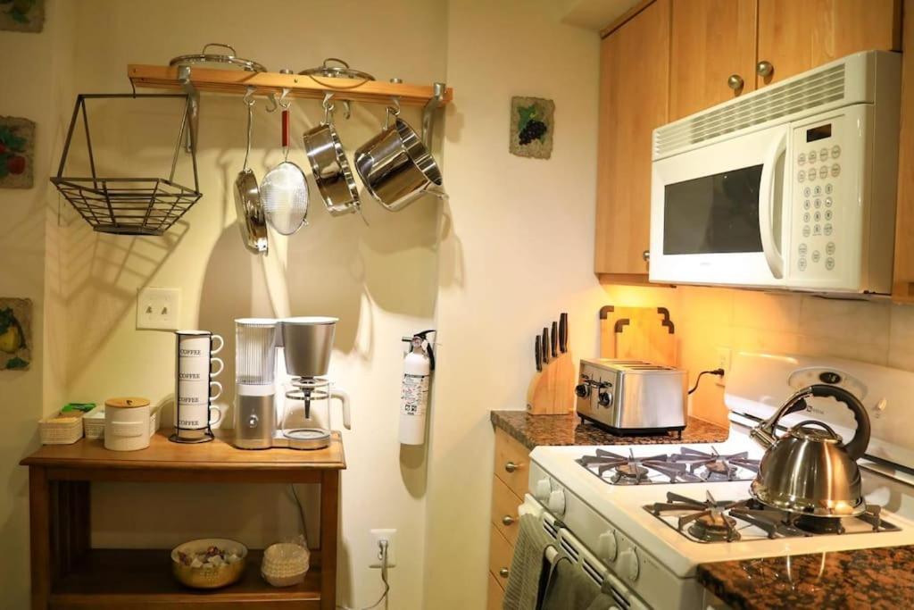 Holiday home Super Nice, Quite And Centrally Located For Dmv Washington